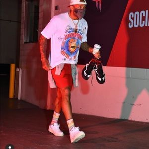 Meet your Posher, Adrian